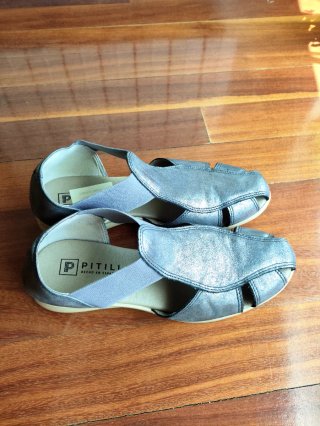 Sandalias piel Pitillos plateadas T. 37