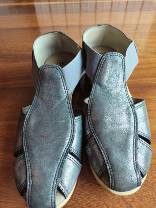Sandalias piel Pitillos plateadas T. 37