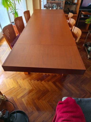 Mesa comedor maciza con 6 sillas  1'60 *0'90  2'50