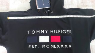 Conjunto Tommy Hilfiger Rojo y Negro