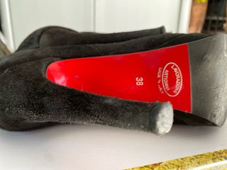 Stivaletti scamosciati neri tacco alto