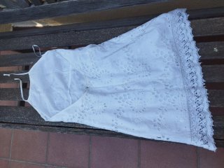 Vestido blanco bordado