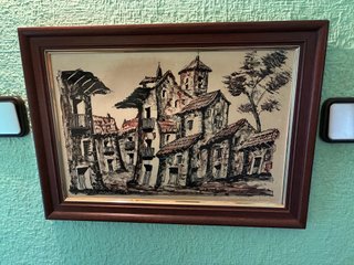 Cuadro pueblo con marco de madera