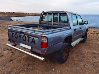 Toyota Hilux 2000 2.4