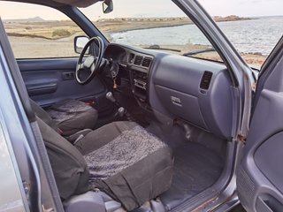 Toyota Hilux 2000 2.4