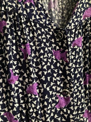 Mono Maje estampado floral morado