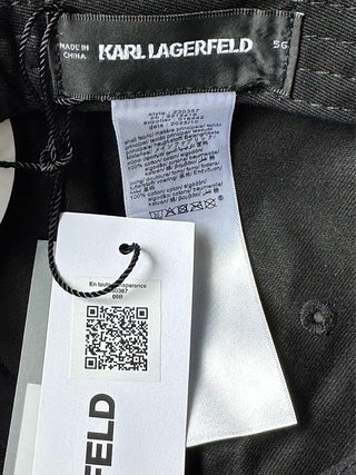 Boné Karl Lagerfeld Preto