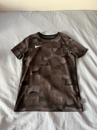 Lote de ropa de niño