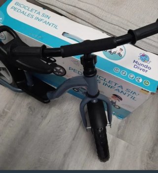 Bicicleta sin pedales infantil Mundo Diver