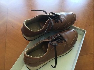 Zapatos de piel marrones