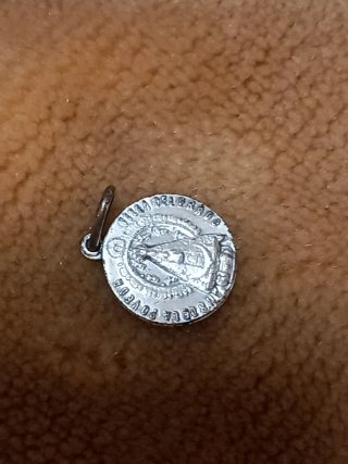 Medalla Virgen de la Poveda