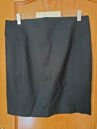 Falda tubo negra Mango Talla L
