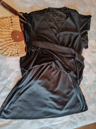 Vestido negro informal verano
