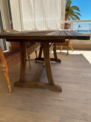 Mesa de terraza de teca maciza