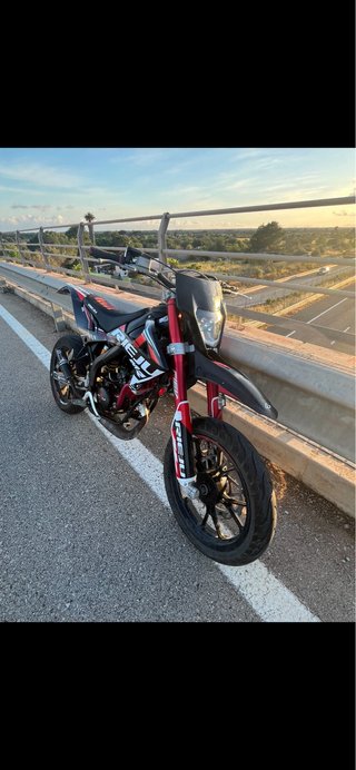 Rieju MRT 49cc Supermotard 2025