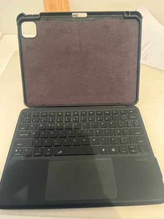 Funda iPad con Teclado y Trackpad