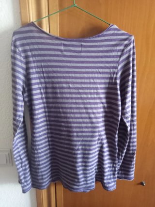 Camiseta Zara rayas morado y gris lazo