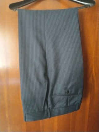 Traje de hombre negro