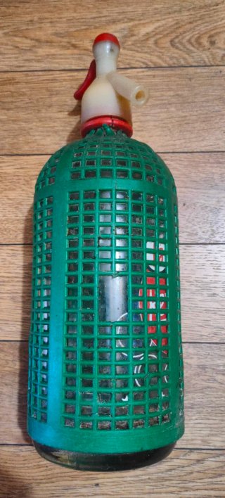 Sifón antiguo verde