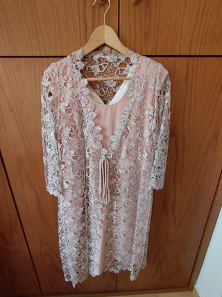 Vestido de fiesta encaje rosa y blanco
