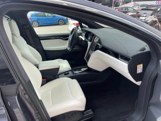 Tesla Model X 2019