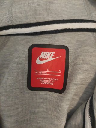 Nike Tech Fleece gris unisex