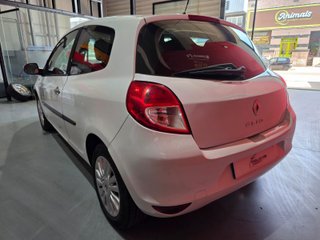 Renault Clio Emotion 1.2 16v eco2