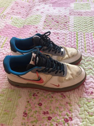 Zapatillas Nike Air Force 1 Rojas y Blancas