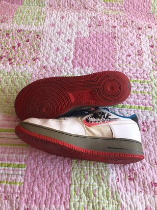 Zapatillas Nike Air Force 1 Rojas y Blancas