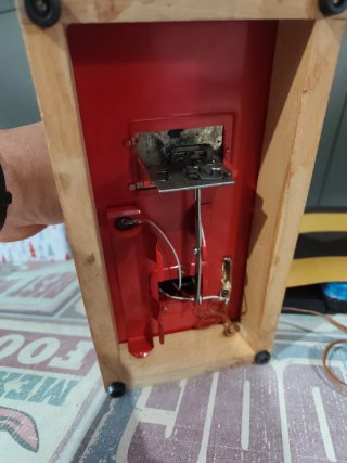 Máquina de coser de juguete antigua