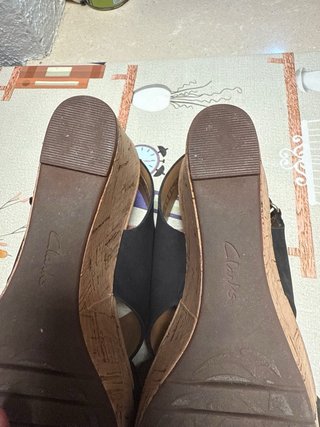 Sandalias Clarks Talla 38 Negras/Marrones