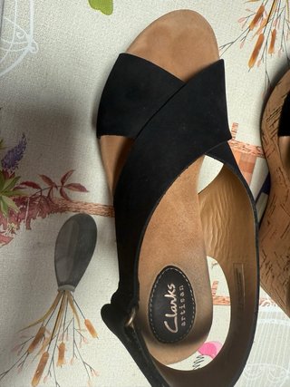 Sandalias Clarks Talla 38 Negras/Marrones