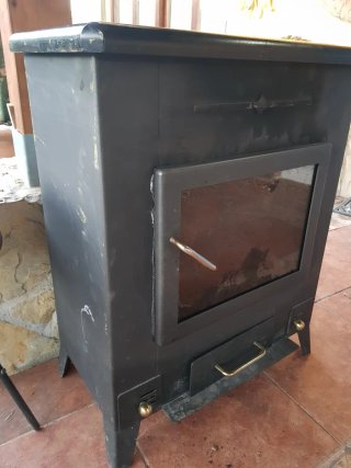 Estufa de leña con horno