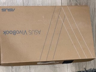 ASUS F512F i7 8GB RAM 240GB SSD