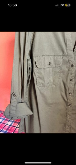 Camisa verde manga larga