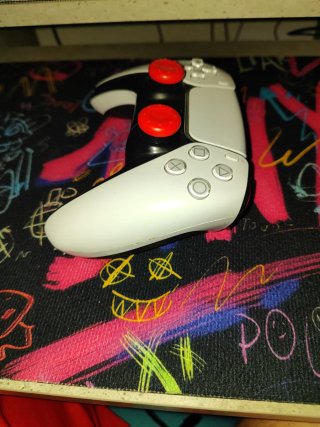 Mando eXtremeRate PS5 Blanco y Rojo