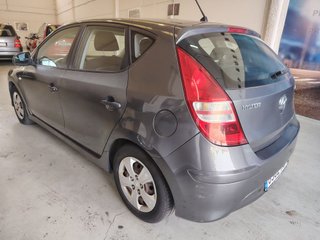 Hyundai i30 2011