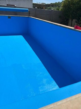 Limpiar piscina de FIBRAS Y PINTAR