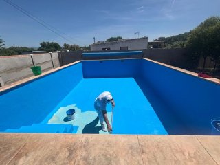 Limpiar piscina de FIBRAS Y PINTAR