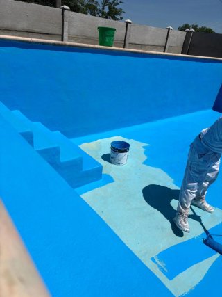 Limpiar piscina de FIBRAS Y PINTAR