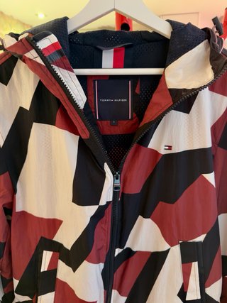 Cortavientos Tommy Hilfiger Geométrico