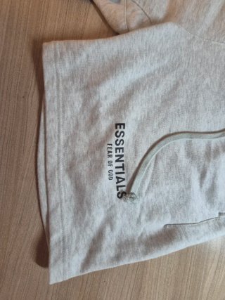 Pantalón corto ESSENTIALS beige