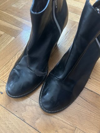 Botines de tacón negros