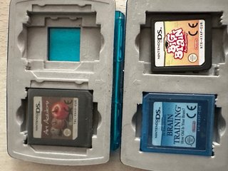 Nintendo DS Rosa + 4 Juegos