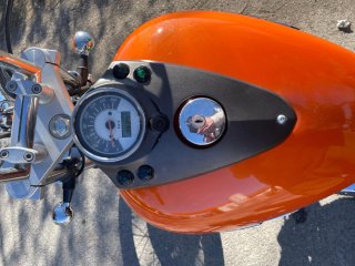 Suzuki Intruder Cruiser Naranja