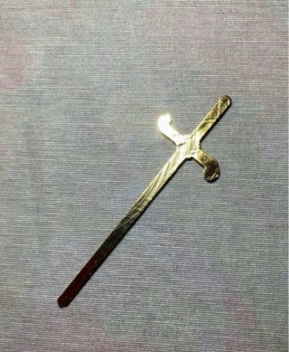 PUNAL PEQUEÑO PARA VIRGEN