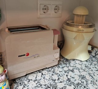 Tostadora Fagor y Licuadora Kenwood