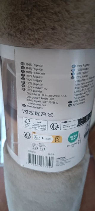 In vendita due tappeti in pelo