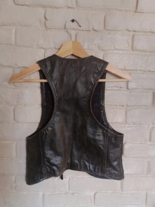 Chaleco de piel TRF Talla S