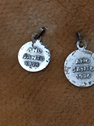 Lote 2 medallas Santiago Apóstol Año Santo 1976